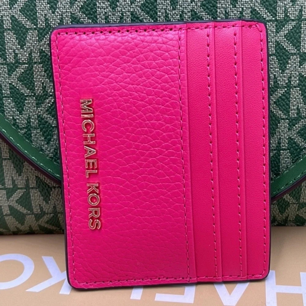 MICHAEL KORS
Large Pebbled Leather Card Holder Case
Electric Pink 
NWT
